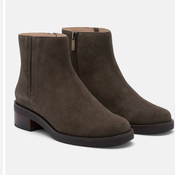 Abeo Women's Ankle Boots - Olive Suede NWOT